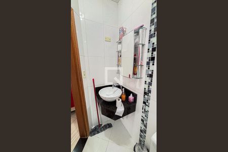 Casa à venda com 147m², 2 quartos e 3 vagasBanheiro da Suíte