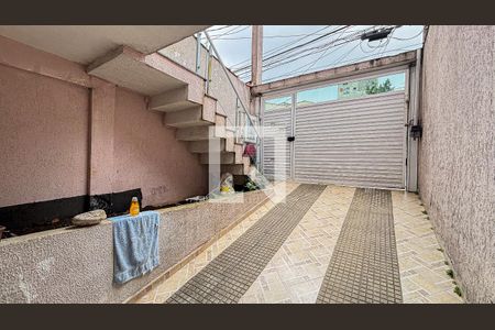 Casa à venda com 147m², 2 quartos e 3 vagasGaragem
