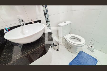 Casa à venda com 147m², 2 quartos e 3 vagasBanheiro da Suíte