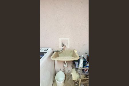 Casa à venda com 147m², 2 quartos e 3 vagasGaragem - Area de Serviço