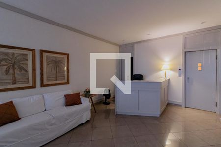 Apartamento à venda com 295m², 3 quartos e 1 vaga Apartamento à venda com 295m², 3 quartos e 1 vagaElevador