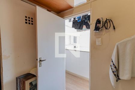Apartamento à venda com 295m², 3 quartos e 1 vaga Apartamento à venda com 295m², 3 quartos e 1 vagaQuarto de Serviço