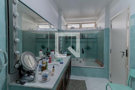 Apartamento à venda com 295m², 3 quartos e 1 vaga Apartamento à venda com 295m², 3 quartos e 1 vagaBanheiro Suíte