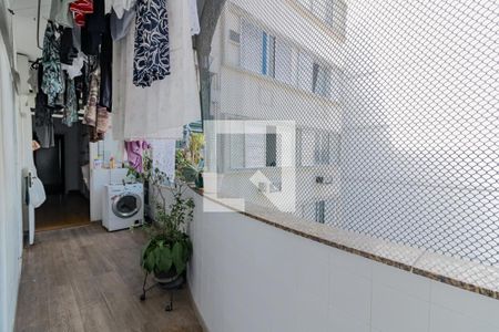 Apartamento à venda com 295m², 3 quartos e 1 vaga Apartamento à venda com 295m², 3 quartos e 1 vagaÁrea de Serviço