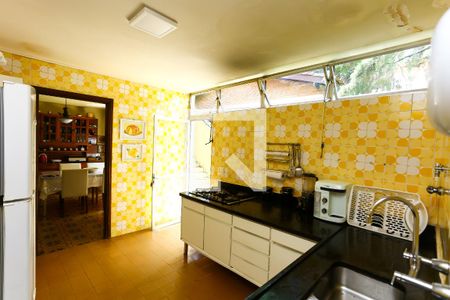 Casa à venda com 500m², 4 quartos e 5 vagascozinha