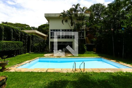 Casa à venda com 500m², 4 quartos e 5 vagasÁrea comum - Piscina