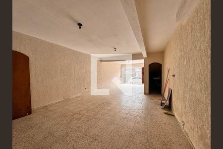 Garagem de casa para alugar com 4 quartos, 240m² em Parque Gerassi, Santo André