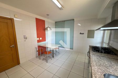 Apartamento para alugar com 138m², 3 quartos e 3 vagasCozinha