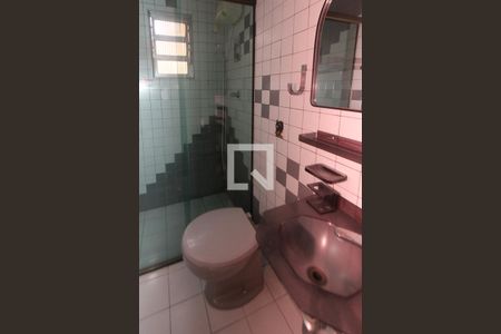 Casa à venda com 160m², 3 quartos e 3 vagasBanheiro da Suíte