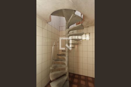 Casa à venda com 160m², 3 quartos e 3 vagasescada