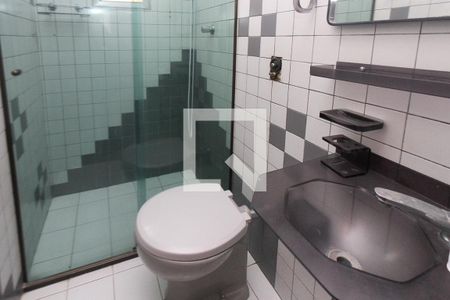 Casa à venda com 160m², 3 quartos e 3 vagasBanheiro da Suíte