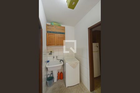 Casa à venda com 143m², 3 quartos e 2 vagas Casa à venda com 143m², 3 quartos e 2 vagasÁrea de Serviço