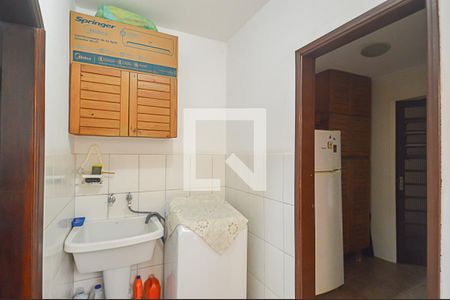 Casa à venda com 143m², 3 quartos e 2 vagas Casa à venda com 143m², 3 quartos e 2 vagasÁrea de Serviço
