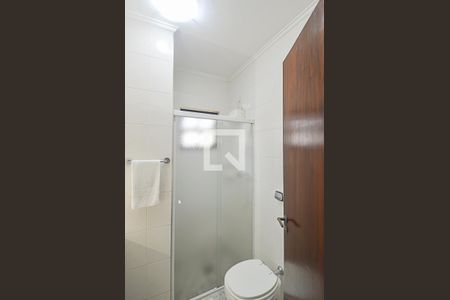 Casa à venda com 143m², 3 quartos e 2 vagas Casa à venda com 143m², 3 quartos e 2 vagasBanheiro