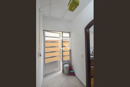 Casa à venda com 143m², 3 quartos e 2 vagas Casa à venda com 143m², 3 quartos e 2 vagasÁrea de Serviço