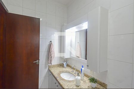 Casa à venda com 143m², 3 quartos e 2 vagas Casa à venda com 143m², 3 quartos e 2 vagasBanheiro da Suíte