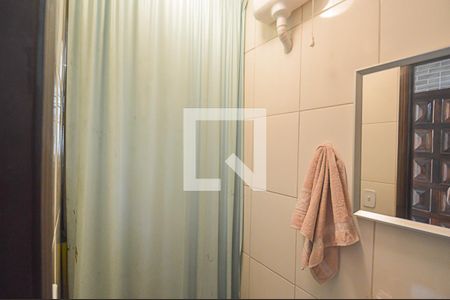 Casa à venda com 143m², 3 quartos e 2 vagas Casa à venda com 143m², 3 quartos e 2 vagasBanheiro de serviço