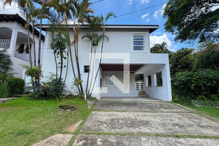 Casa de condomínio à venda com 317m², 3 quartos e 2 vagasFachada