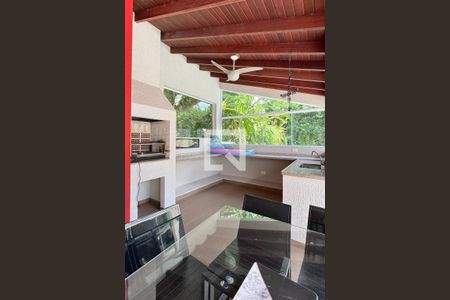 Casa de condomínio à venda com 317m², 3 quartos e 2 vagasChurrasqueira