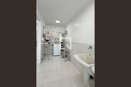 Casa de condomínio à venda com 317m², 3 quartos e 2 vagasÁrea de Serviço