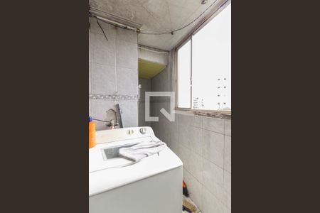 Apartamento à venda com 70m², 2 quartos e 1 vagaÁrea de Serviço