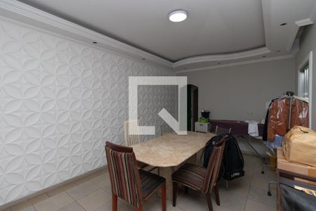 Casa à venda com 200m², 3 quartos e 2 vagas Casa à venda com 200m², 3 quartos e 2 vagasCopa