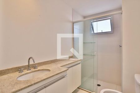 Apartamento para alugar com 115m², 3 quartos e 2 vagasBanheiro do Quarto 2