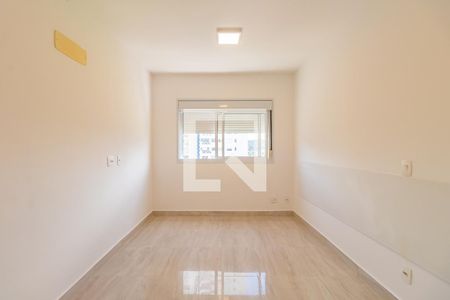 Apartamento à venda com 96m², 2 quartos e 3 vagasSuíte 2