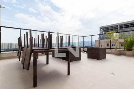 Apartamento à venda com 96m², 2 quartos e 3 vagasÁrea Comum