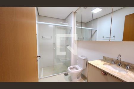 Apartamento à venda com 69m², 2 quartos e 2 vagasBanheiro da Suíte