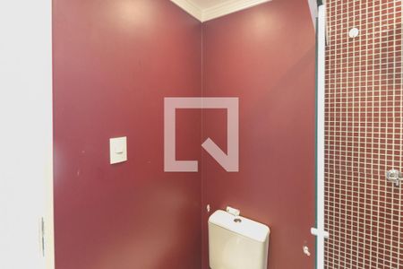 Banheiro de apartamento à venda com 3 quartos, 70m² em Vila Paiva, São Paulo