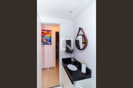 Apartamento à venda com 66m², 3 quartos e 1 vaga Apartamento à venda com 66m², 3 quartos e 1 vagaBanheiro 2