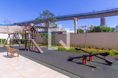 Apartamento à venda com 66m², 3 quartos e 1 vaga Apartamento à venda com 66m², 3 quartos e 1 vagaÁrea comum - Playground