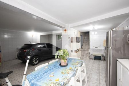 Casa à venda com 180m², 3 quartos e 4 vagas Casa à venda com 180m², 3 quartos e 4 vagasÁrea de lazer