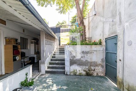 Casa à venda com 90m², 2 quartos e 2 vagasQuintal