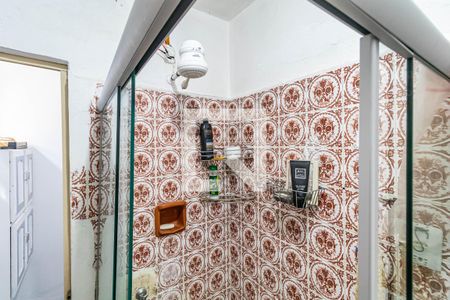 Casa à venda com 90m², 2 quartos e 2 vagasBanheiro de serviço