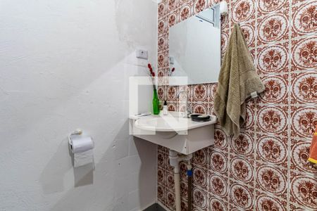Casa à venda com 90m², 2 quartos e 2 vagasBanheiro de serviço