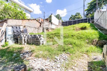 Casa à venda com 90m², 2 quartos e 2 vagasTerreno