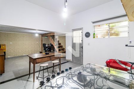 Casa à venda com 90m², 2 quartos e 2 vagasCozinha
