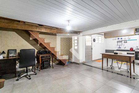 Casa à venda com 90m², 2 quartos e 2 vagasSala de jantar