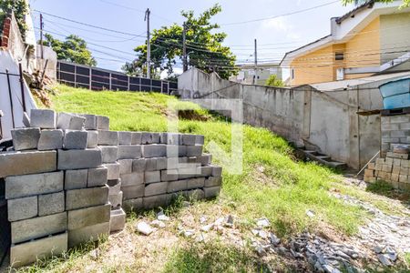 Casa à venda com 90m², 2 quartos e 2 vagasTerreno