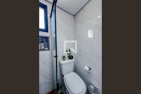 Apartamento à venda com 55m², 2 quartos e 2 vagasBanheiro da Suíte