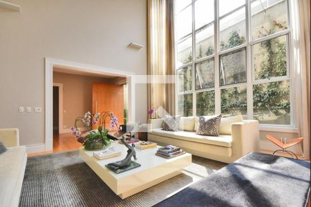 Casa à venda com 4 quartos, 500m² em Fazenda Morumbi, São Paulo