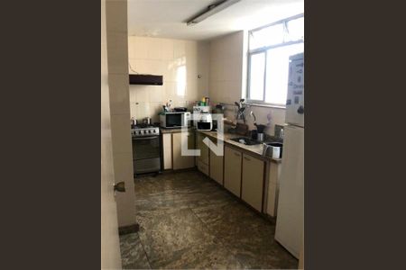 Apartamento para alugar com 190m², 3 quartos e 1 vaga