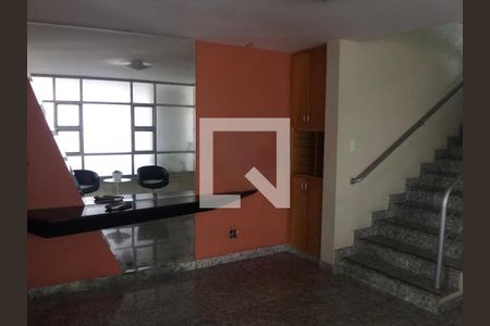 Apartamento para alugar com 190m², 3 quartos e 1 vaga