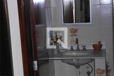 Casa à venda com 279m², 4 quartos e 4 vagas