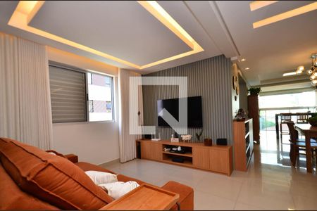 Sala de estar de apartamento à venda com 3 quartos, 110m² em Sagrada Família, Belo Horizonte