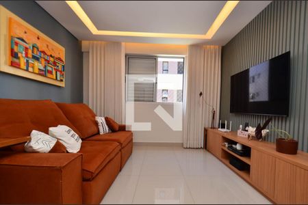 Sala de estar de apartamento à venda com 3 quartos, 110m² em Sagrada Família, Belo Horizonte