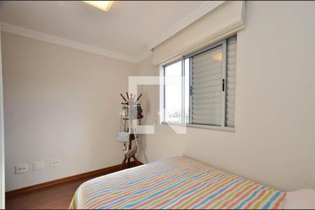 Apartamento à venda com 110m², 3 quartos e 3 vagasQuarto2