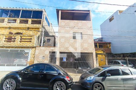 Casa para alugar com 23m², 1 quarto e sem vaga Casa para alugar com 23m², 1 quarto e sem vagaFachada